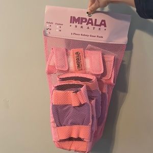 Roller skating protective pads